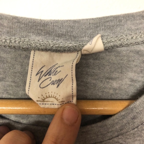 Anthropologie White Crow Feeling Lucky Shamrock Muscle Tee - Picture 3 of 6